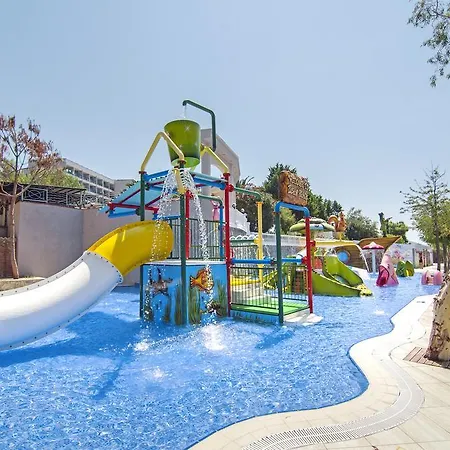 Tusan 5* קוסדסי