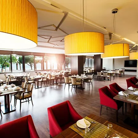 منتجع توسان بيتش - شامل كليًا