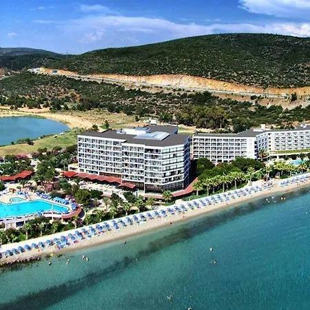 منتجع توسان بيتش - شامل كليًا