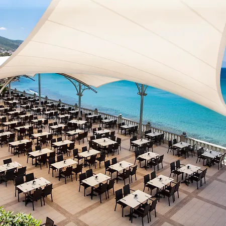 度假村 图尚海滩度假全包酒店 5*