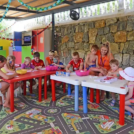 Semesteranläggning (resort) Tusan Kusadası
