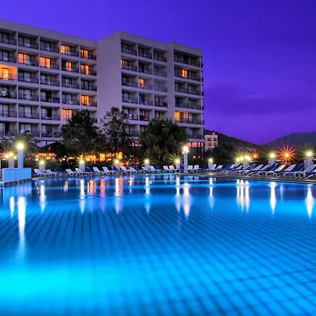 Tusan Semesteranläggning (resort)